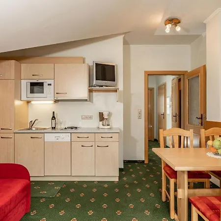 Apartment Land- Und Appartementhaus Pircher