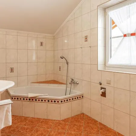 Land- Und Appartementhaus Pircher شقة *