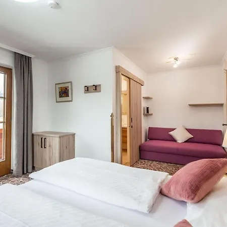 Apartment Land- Und Appartementhaus Pircher Aich (Styria)