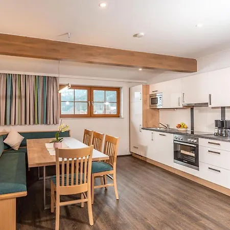 Land- Und Appartementhaus Pircher