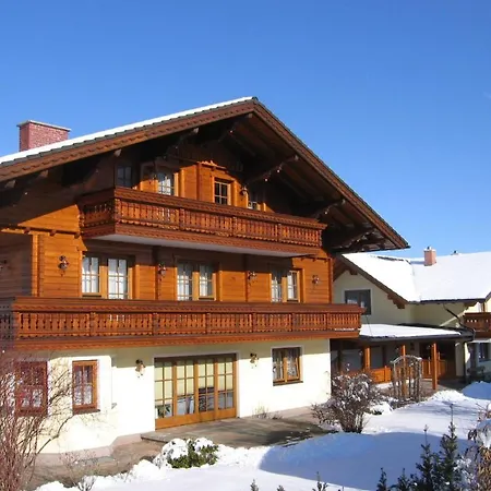 דירה Land- Und Appartementhaus Pircher *