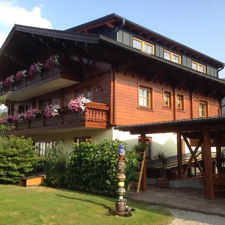 Land- Und Appartementhaus Pircher * Aich (Styria)