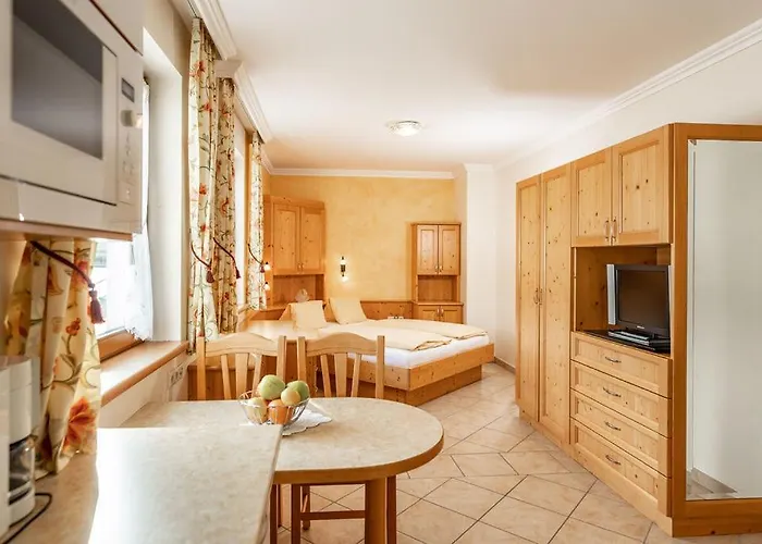 Land- Und Appartementhaus Pircher * Aich (Styria)