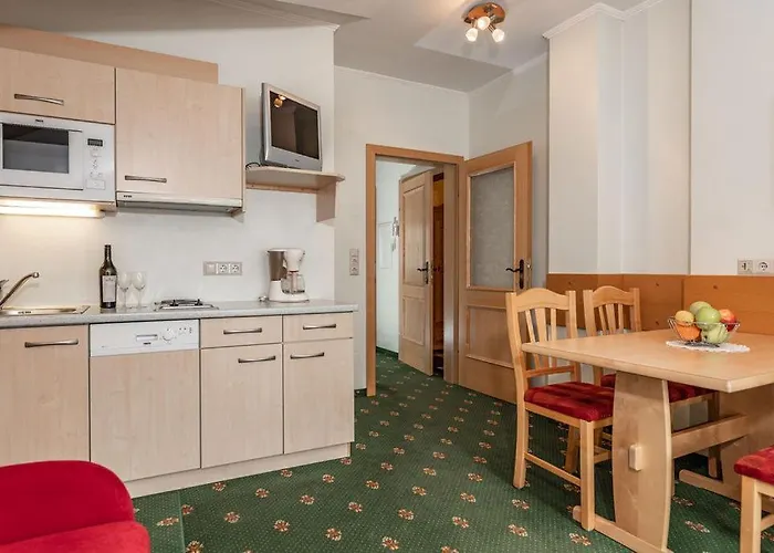 Land- Und Appartementhaus Pircher Айх