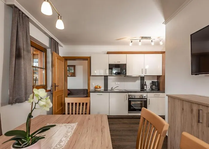 Land- Und Appartementhaus Pircher Айх