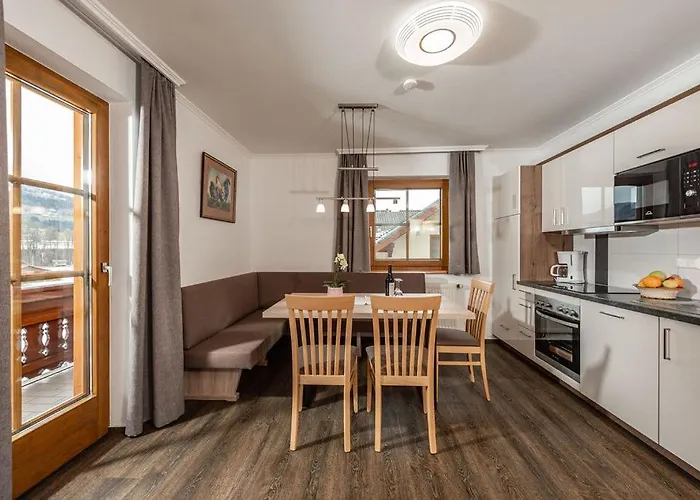 Land- Und Appartementhaus Pircher * Айх